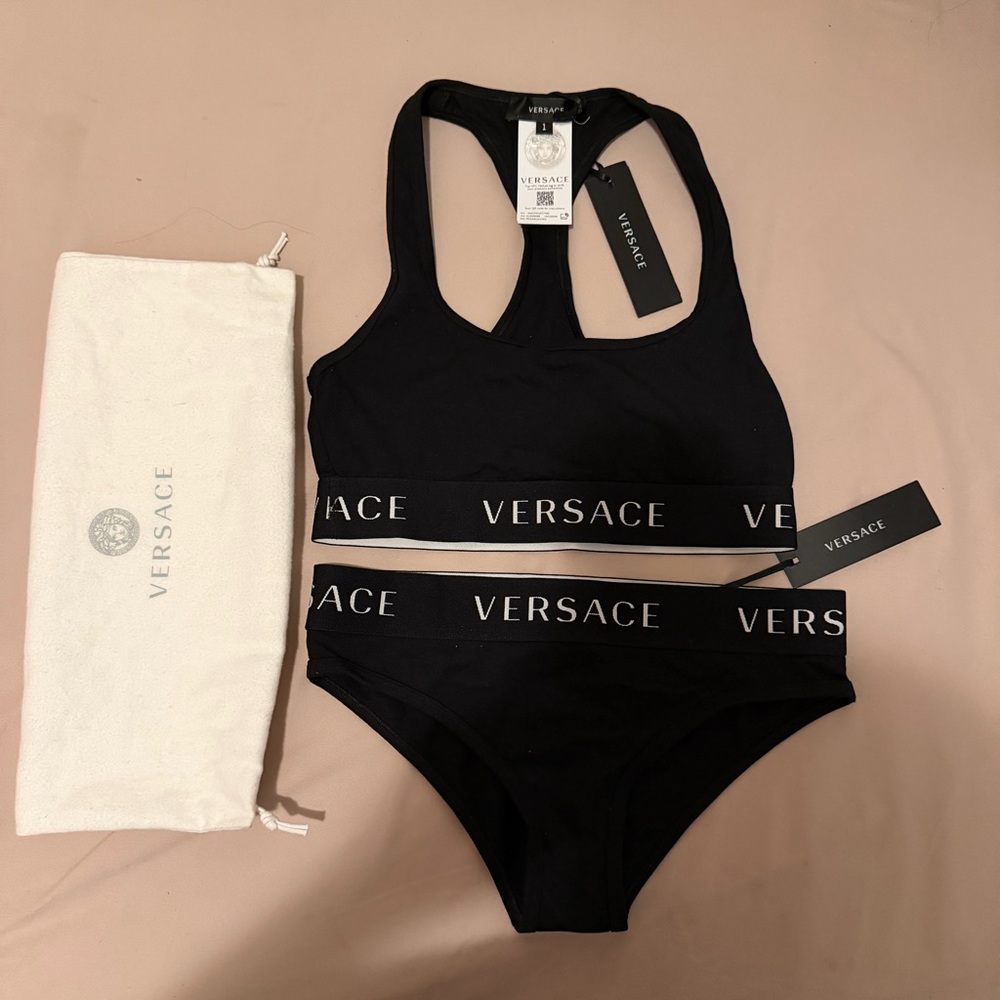 NEW NWT Versace Black and White Bra and Underwear Set sz 1 small Panty bralette